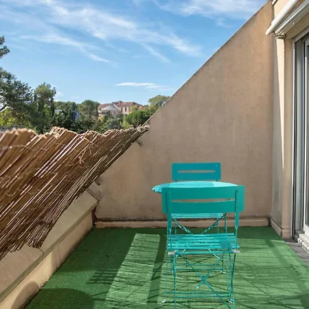 Terrasse - Parking Privé - Proche Ligne 1 Appartement *
